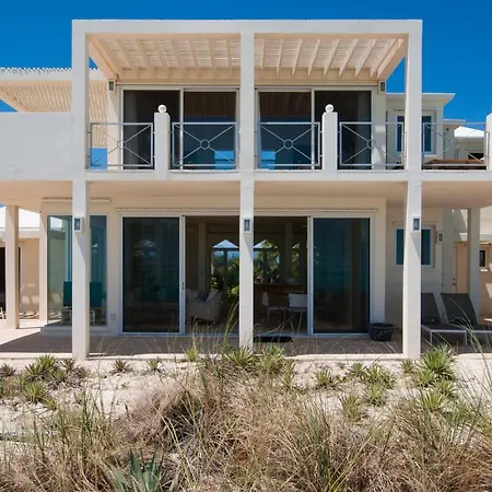 Aqua Del Rose 2 Bedroom Beachfront Cottage